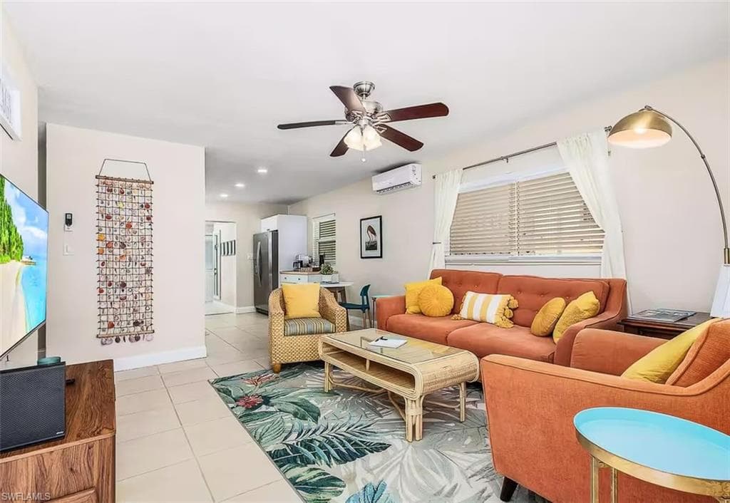 3024 Estey Ave, Naples, FL 34104-9