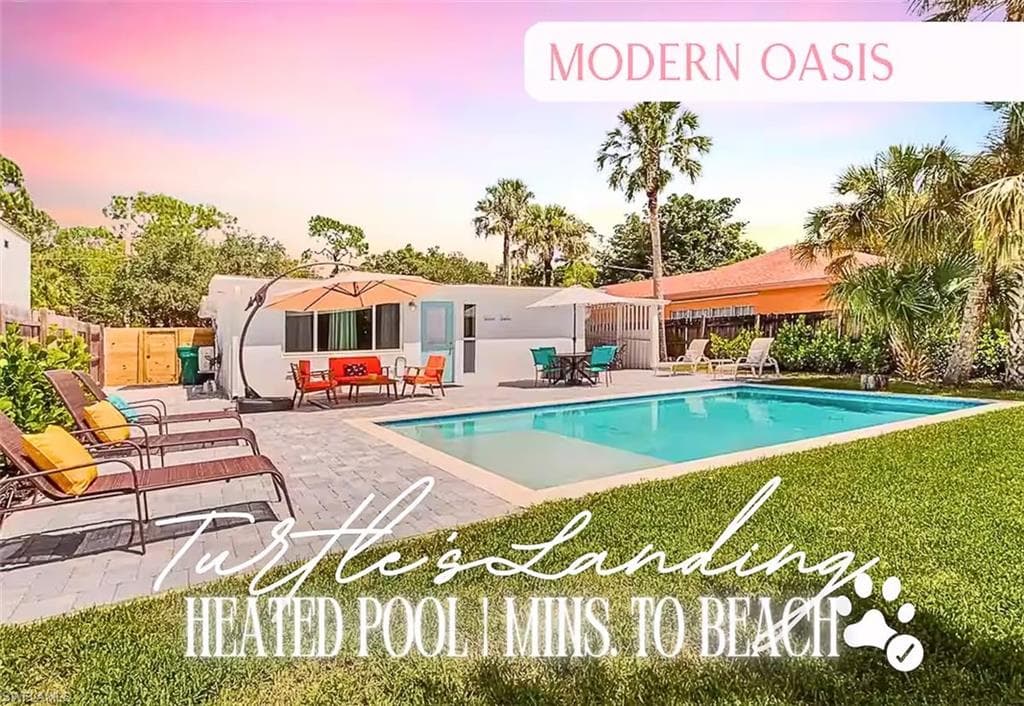 3024 Estey Ave, Naples, FL 34104-2