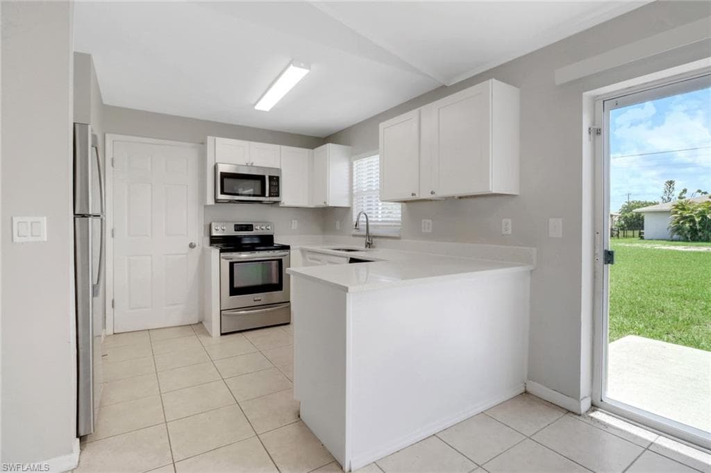 4535 15th Pl, Cape Coral, FL 33914-11