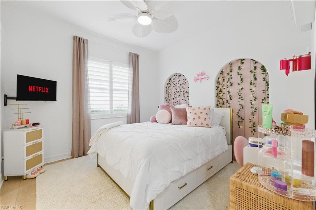 8920 Lely Island Cir, Naples, FL 34113-18