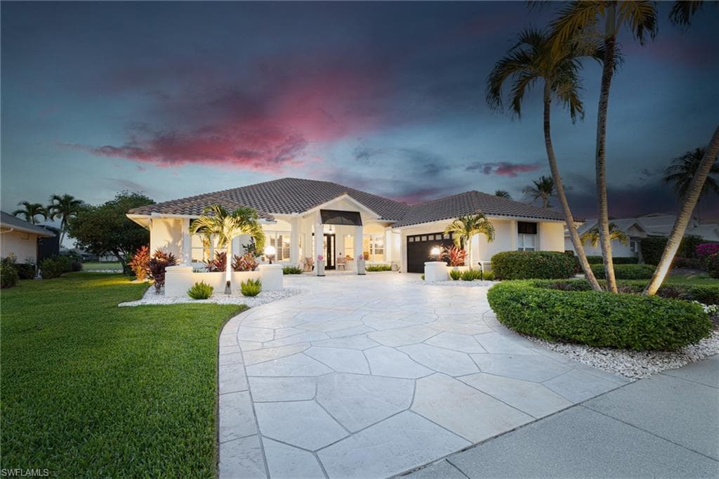 8920 Lely Island Cir, Naples, FL 34113-27