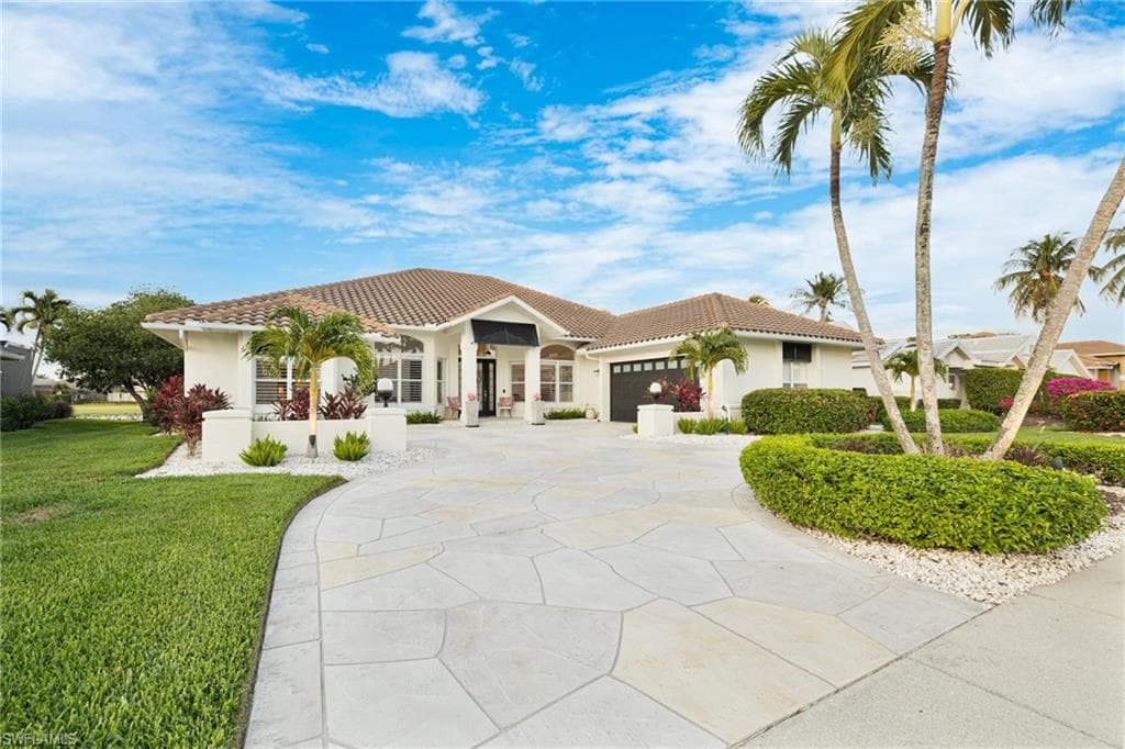 8920 Lely Island Cir, Naples, FL 34113-28