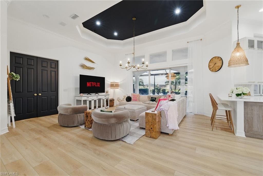 8920 Lely Island Cir, Naples, FL 34113-5