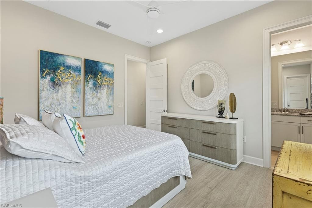 5771 Clarendon Dr, Naples, FL 34113-16