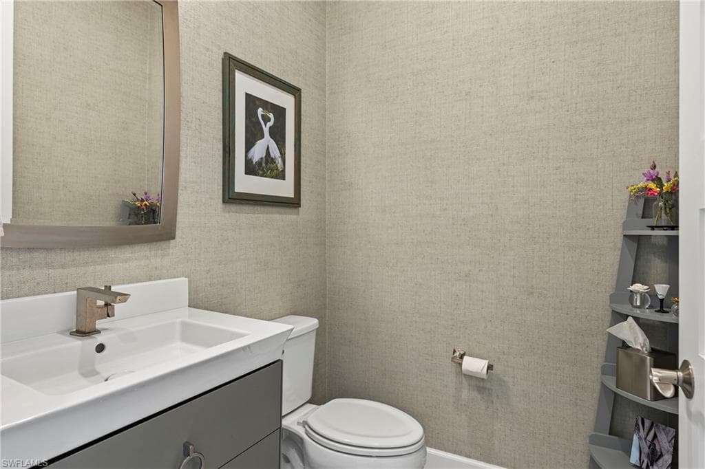 5771 Clarendon Dr, Naples, FL 34113-19