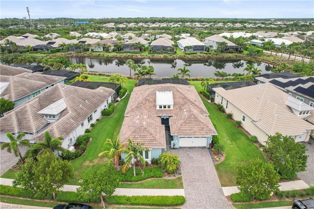 5771 Clarendon Dr, Naples, FL 34113-34