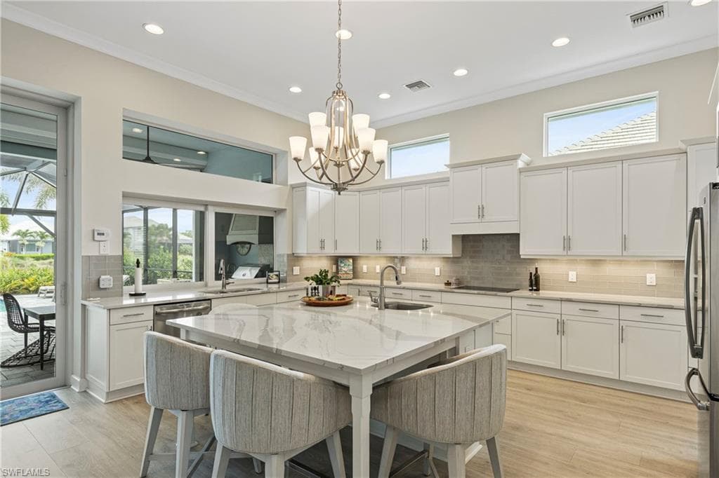 5771 Clarendon Dr, Naples, FL 34113-6