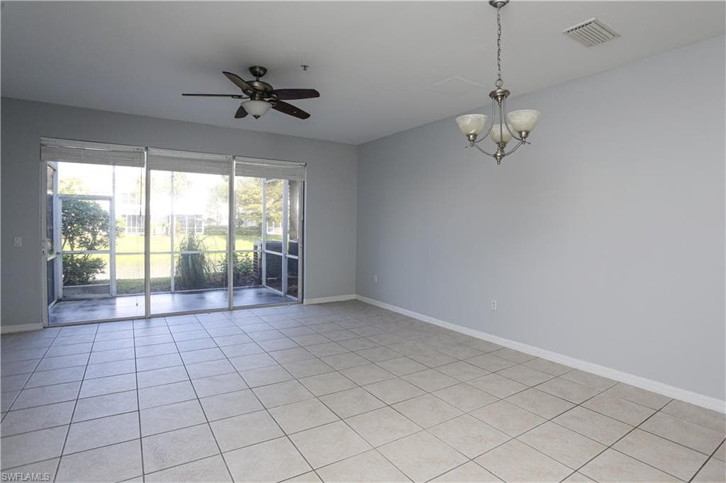 937 Hampton Cir, Naples, FL 34105-19