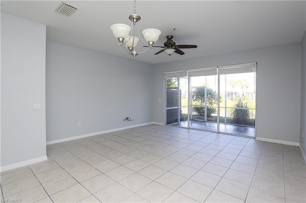 937 Hampton Cir, Naples, FL 34105-20