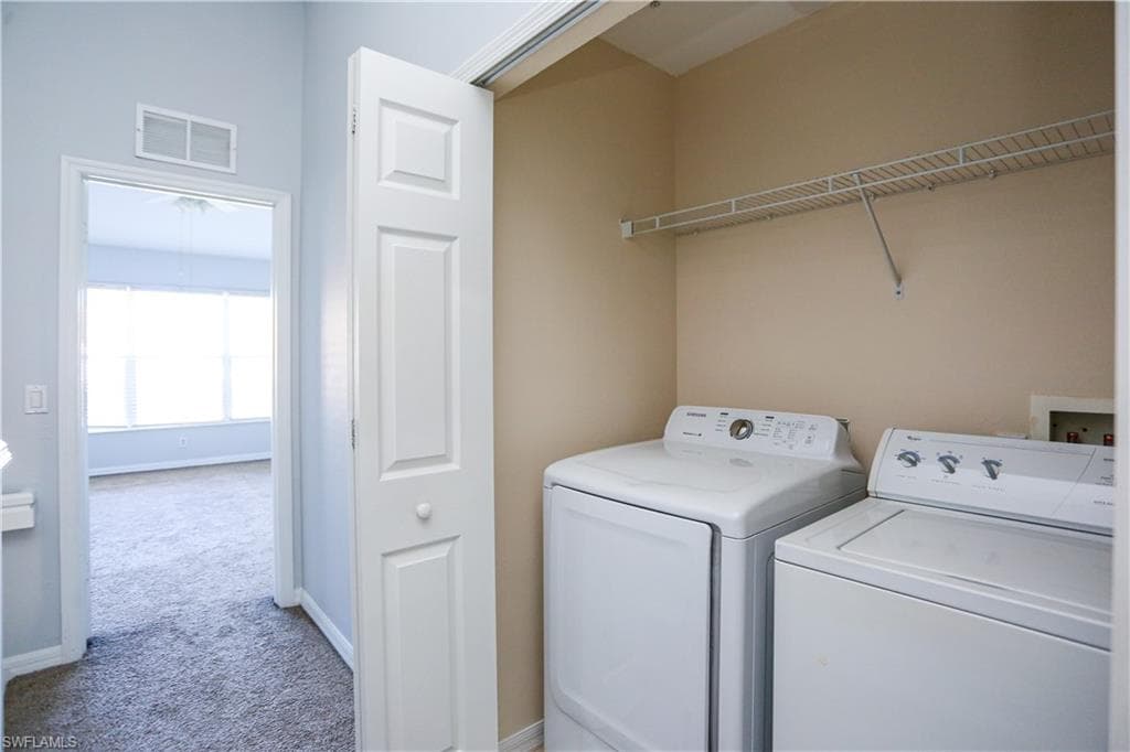 937 Hampton Cir, Naples, FL 34105-29