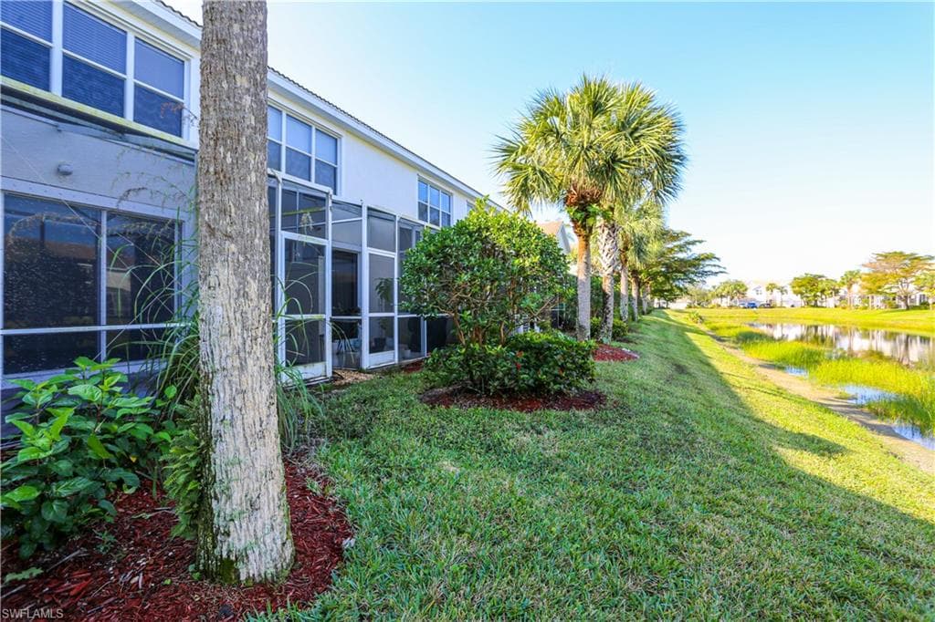 937 Hampton Cir, Naples, FL 34105-39