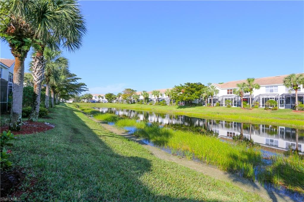 937 Hampton Cir, Naples, FL 34105-41