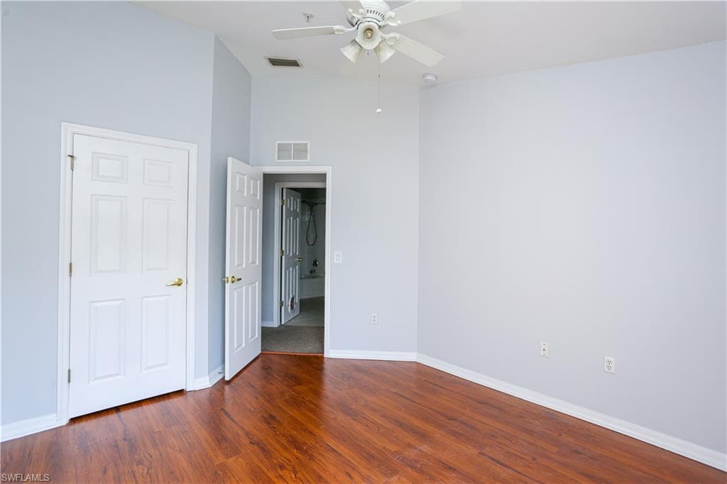 937 Hampton Cir, Naples, FL 34105-44