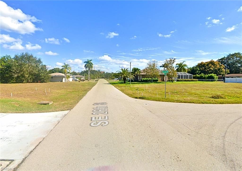 1404 26th St, Cape Coral, FL 33904-3