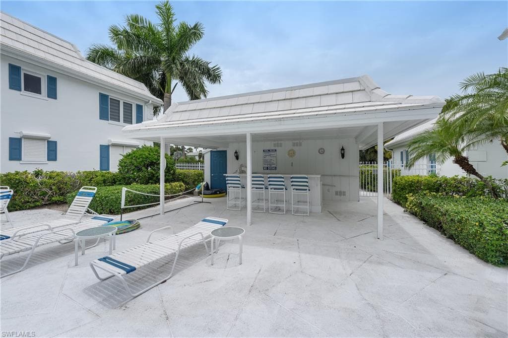 241 Palm River Blvd C202, Naples, FL 34110-27