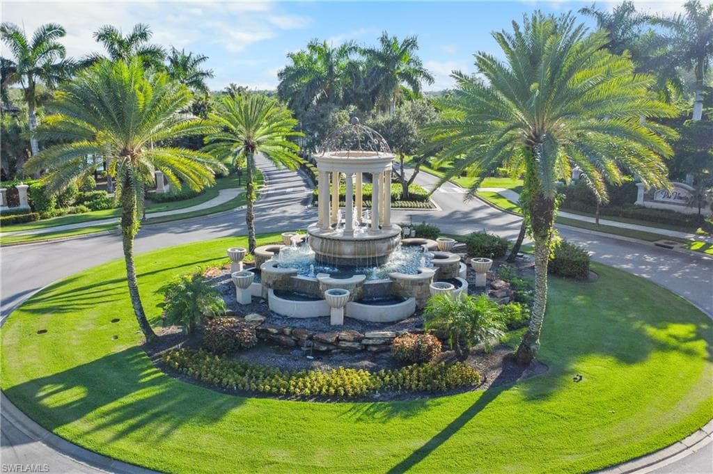 9715 Acqua Ct 121, Naples, FL 34113-20
