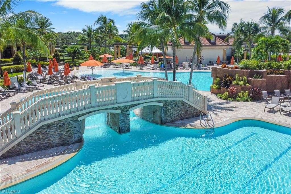 9715 Acqua Ct 121, Naples, FL 34113-22