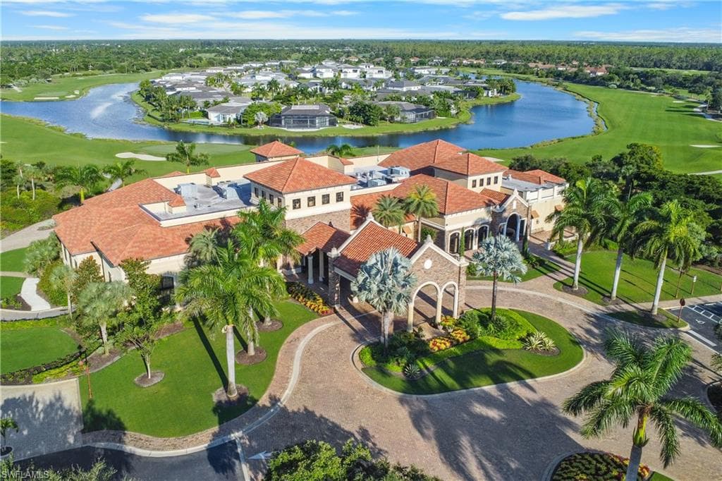 9715 Acqua Ct 121, Naples, FL 34113-28