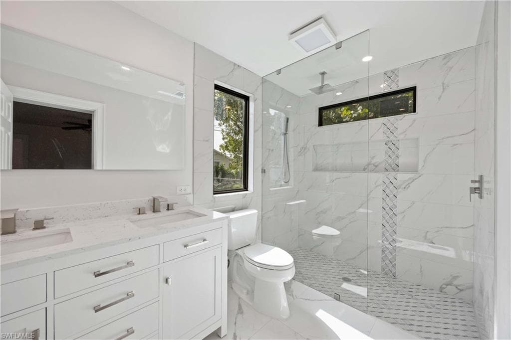 4656 Capri Dr, Naples, FL 34103-14