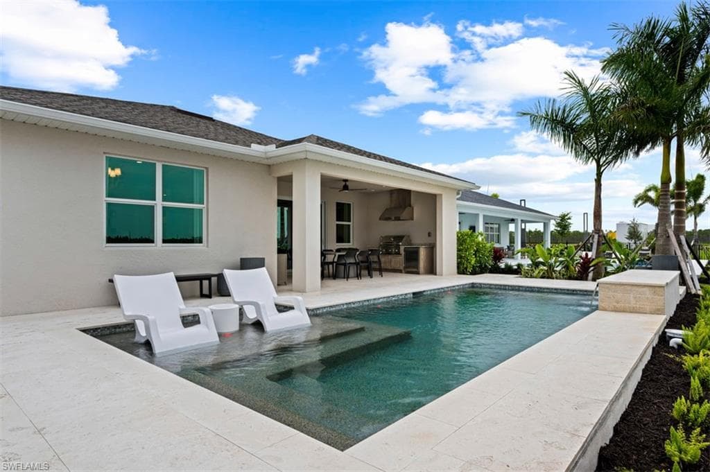 9102 Wisteria Way, Naples, FL 34114-3
