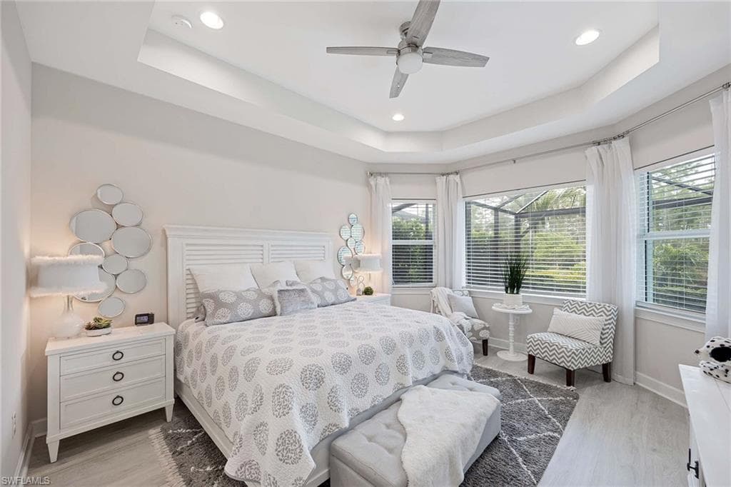 6269 Antigua Way, Naples, FL 34113-21