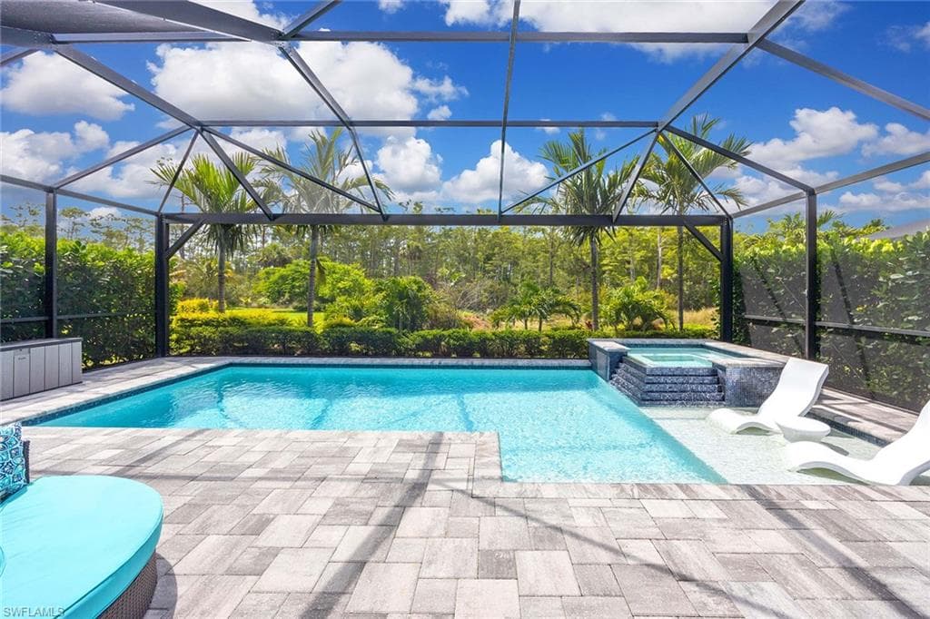 6269 Antigua Way, Naples, FL 34113-31