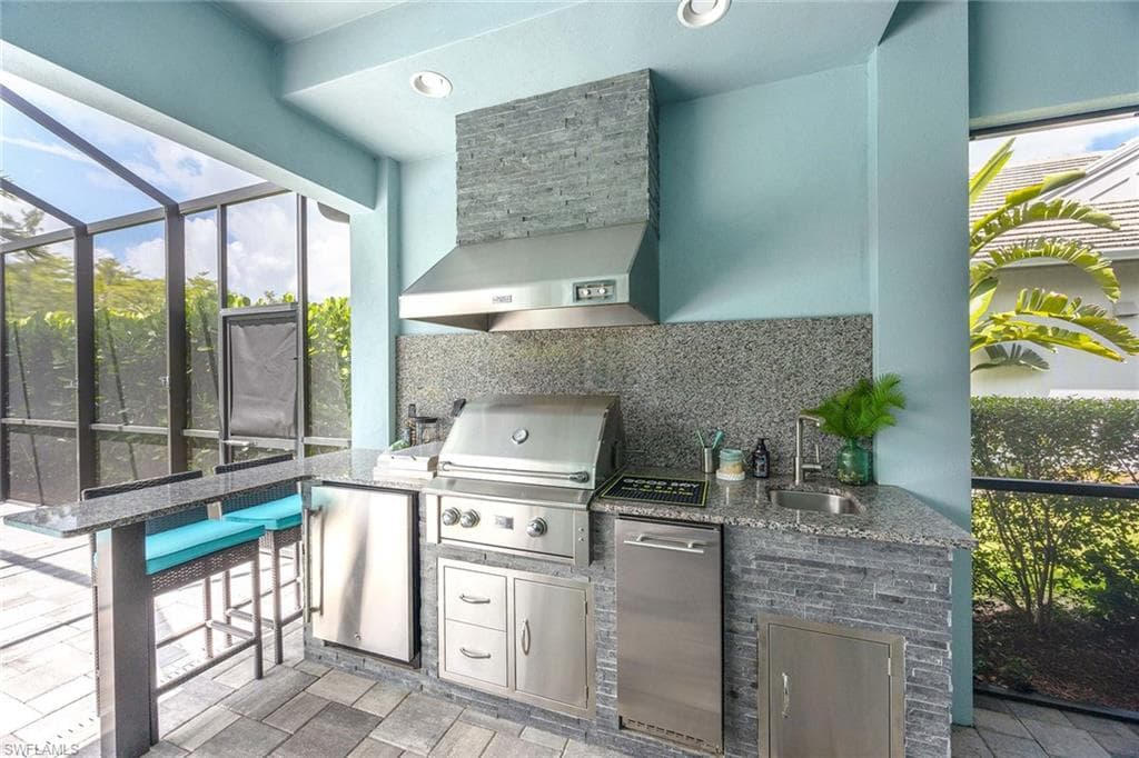 6269 Antigua Way, Naples, FL 34113-36