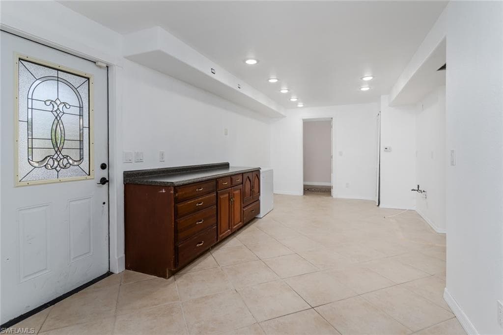3795 17th Ave SW, Naples, FL 34117-14