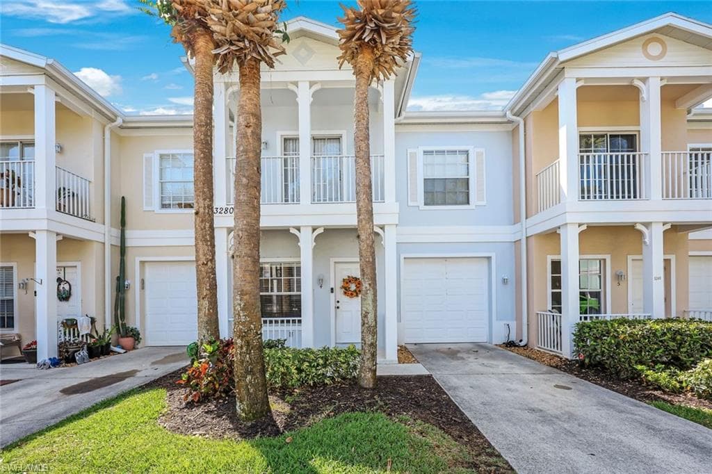 3280 Lindsey Ln 4, Naples, FL 34109-30