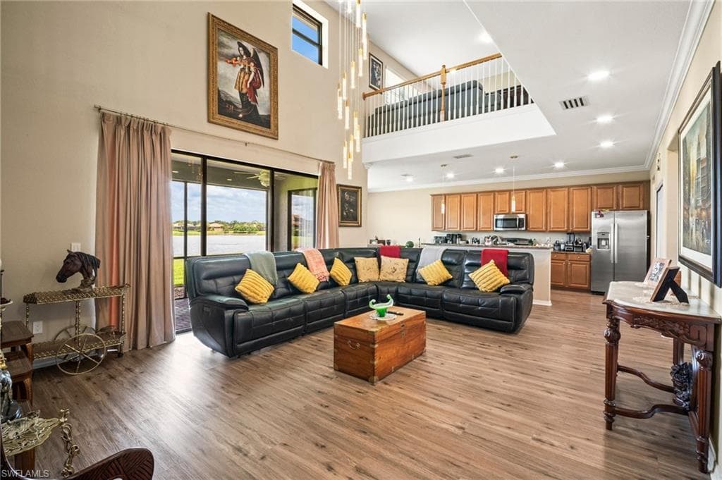 10289 Templeton Ln, Fort Myers, FL 33913-13