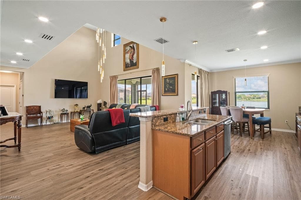10289 Templeton Ln, Fort Myers, FL 33913-16