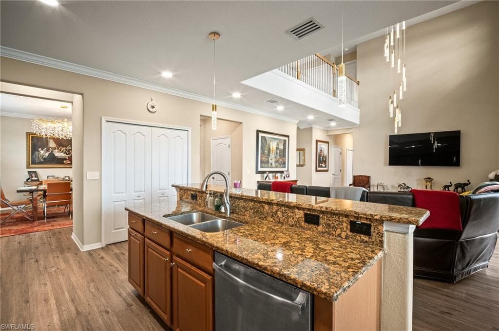 10289 Templeton Ln, Fort Myers, FL 33913-17