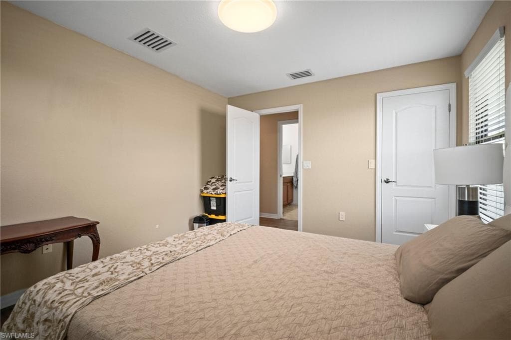 10289 Templeton Ln, Fort Myers, FL 33913-20