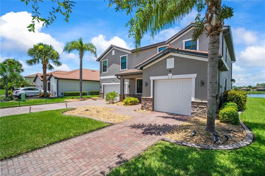10289 Templeton Ln, Fort Myers, FL 33913-5