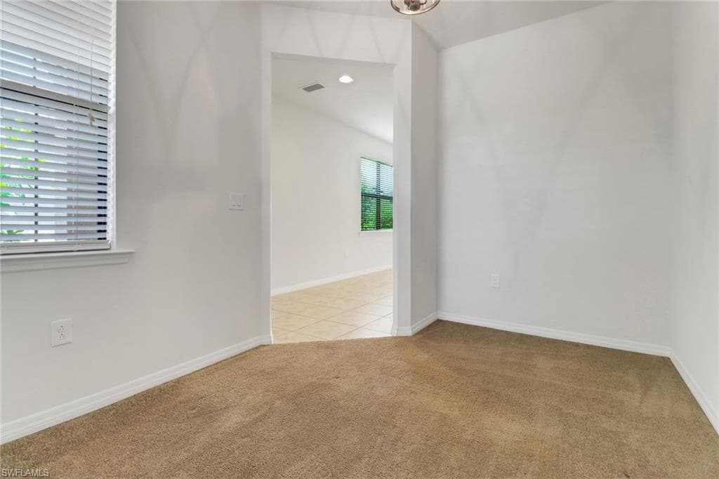 10939 Glenhurst St, Fort Myers, FL 33913-9