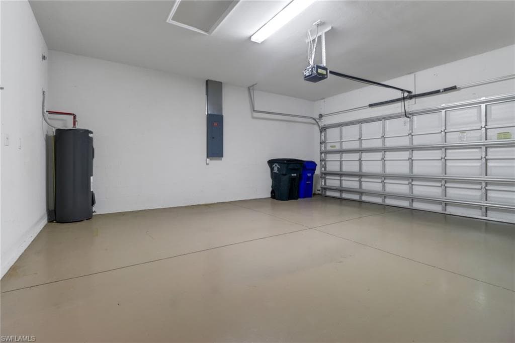 10939 Glenhurst St, Fort Myers, FL 33913-20