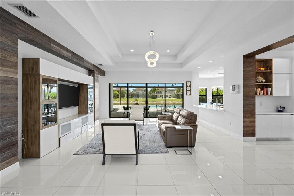 4509 Azalea Dr, Naples, FL 34119-8