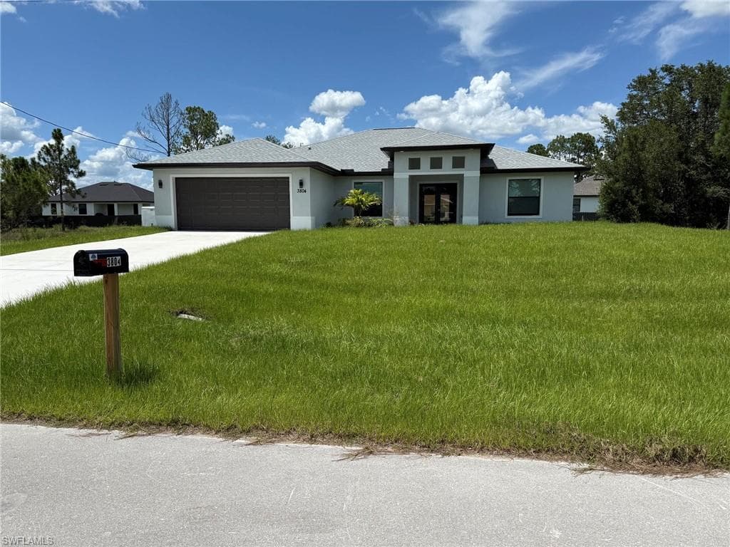 3804 10th St SW, Lehigh Acres, FL 33976-1