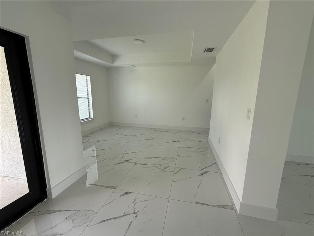 3804 10th St SW, Lehigh Acres, FL 33976-4