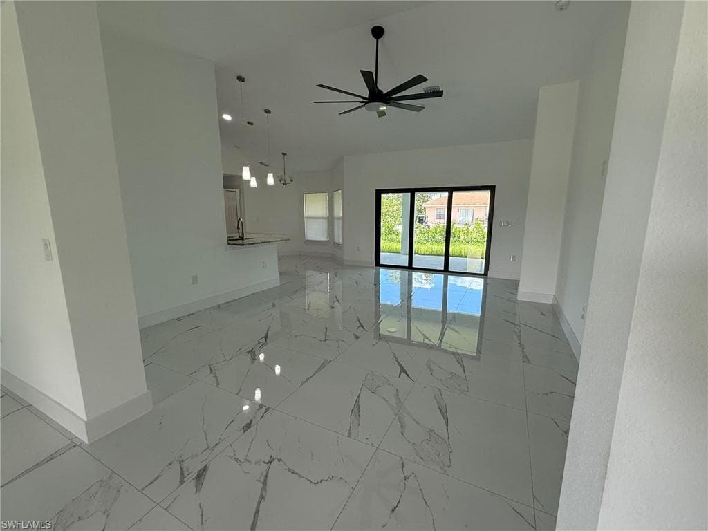 3804 10th St SW, Lehigh Acres, FL 33976-5