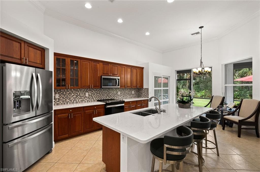 15533 Vallecas Ln, Naples, FL 34110-2