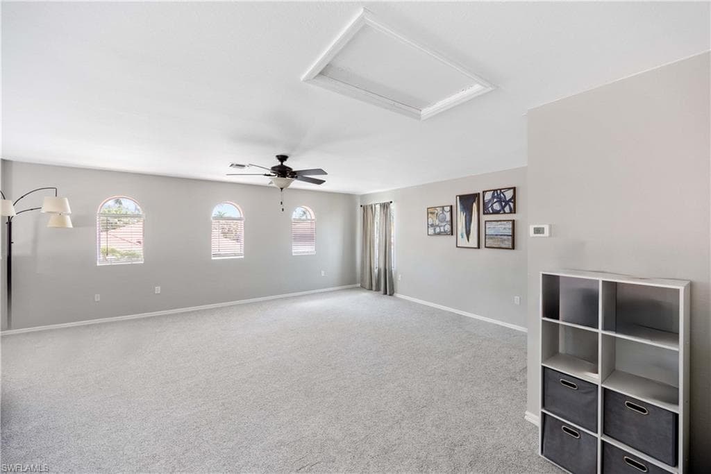 14225 Manchester Dr, Naples, FL 34114-11
