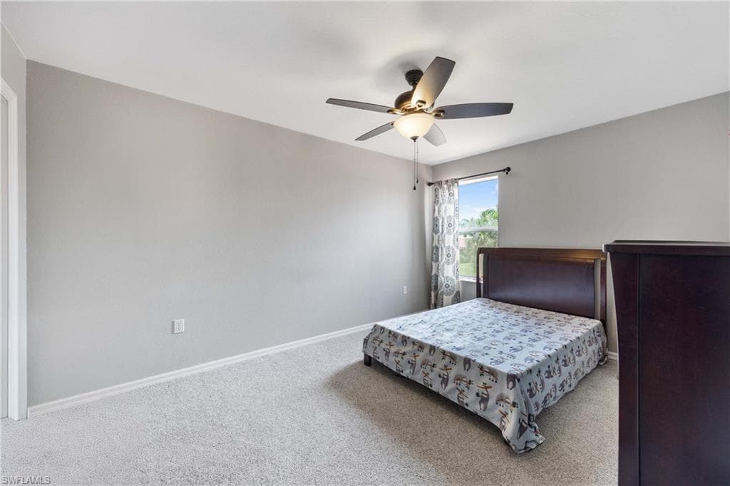 14225 Manchester Dr, Naples, FL 34114-12