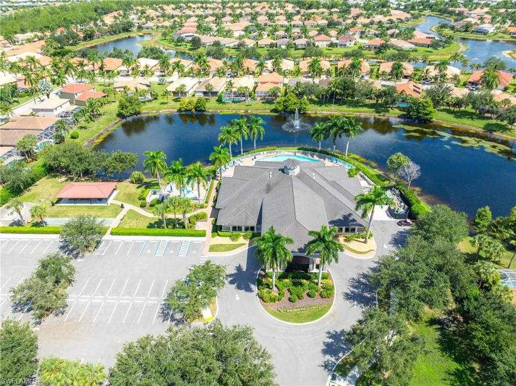14225 Manchester Dr, Naples, FL 34114-26