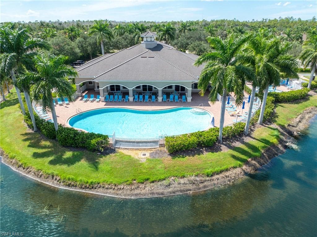 14225 Manchester Dr, Naples, FL 34114-28
