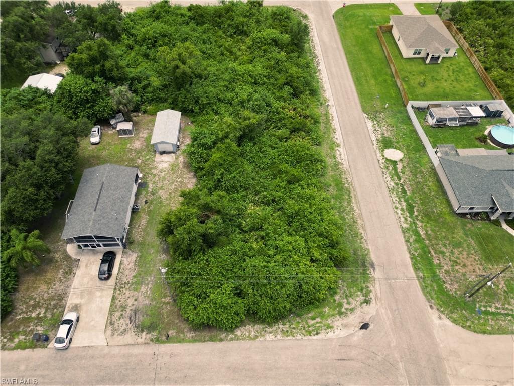 3721 26th St SW, Lehigh Acres, FL 33976-7