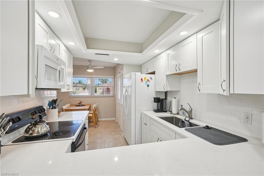 360 Charlemagne Blvd D205, Naples, FL 34112-18