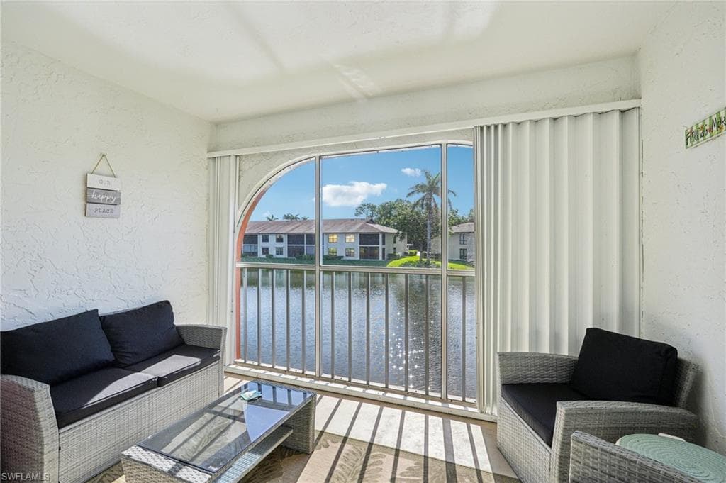 360 Charlemagne Blvd D205, Naples, FL 34112-28