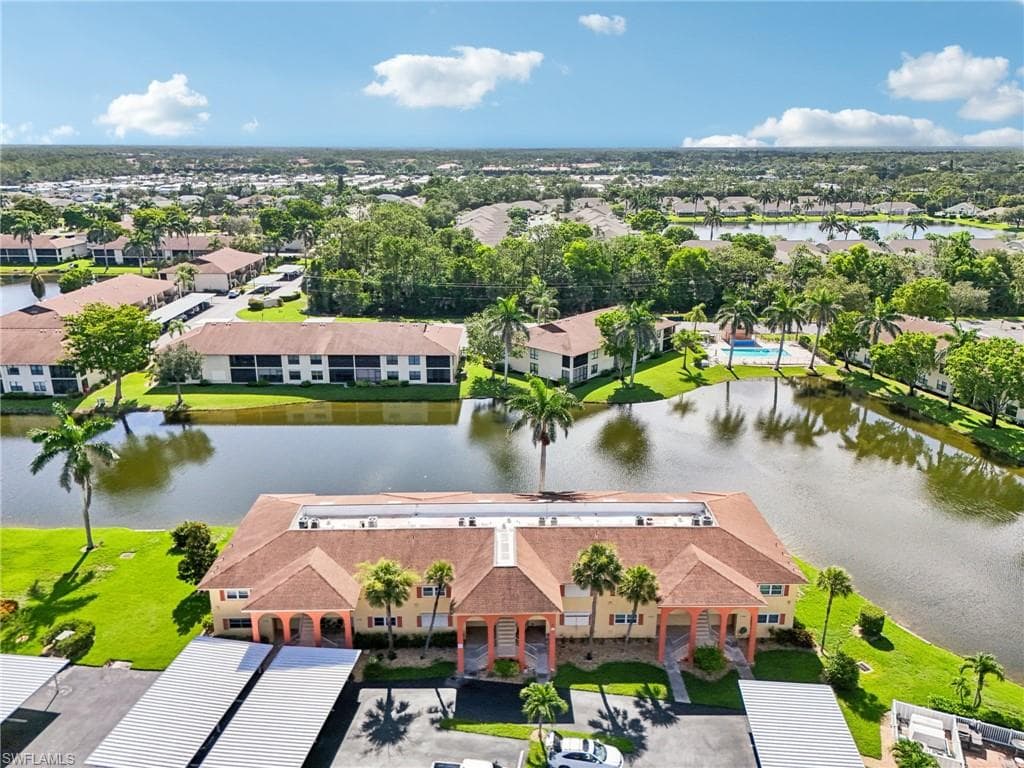 360 Charlemagne Blvd D205, Naples, FL 34112-31