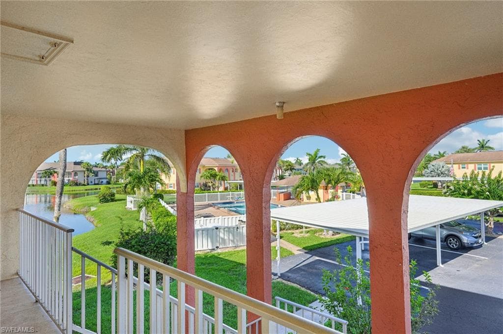 360 Charlemagne Blvd D205, Naples, FL 34112-6